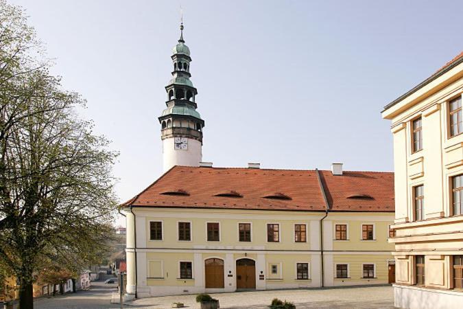 Hotel Penzion U Chodskeho Hradu Domažlice Exterior foto